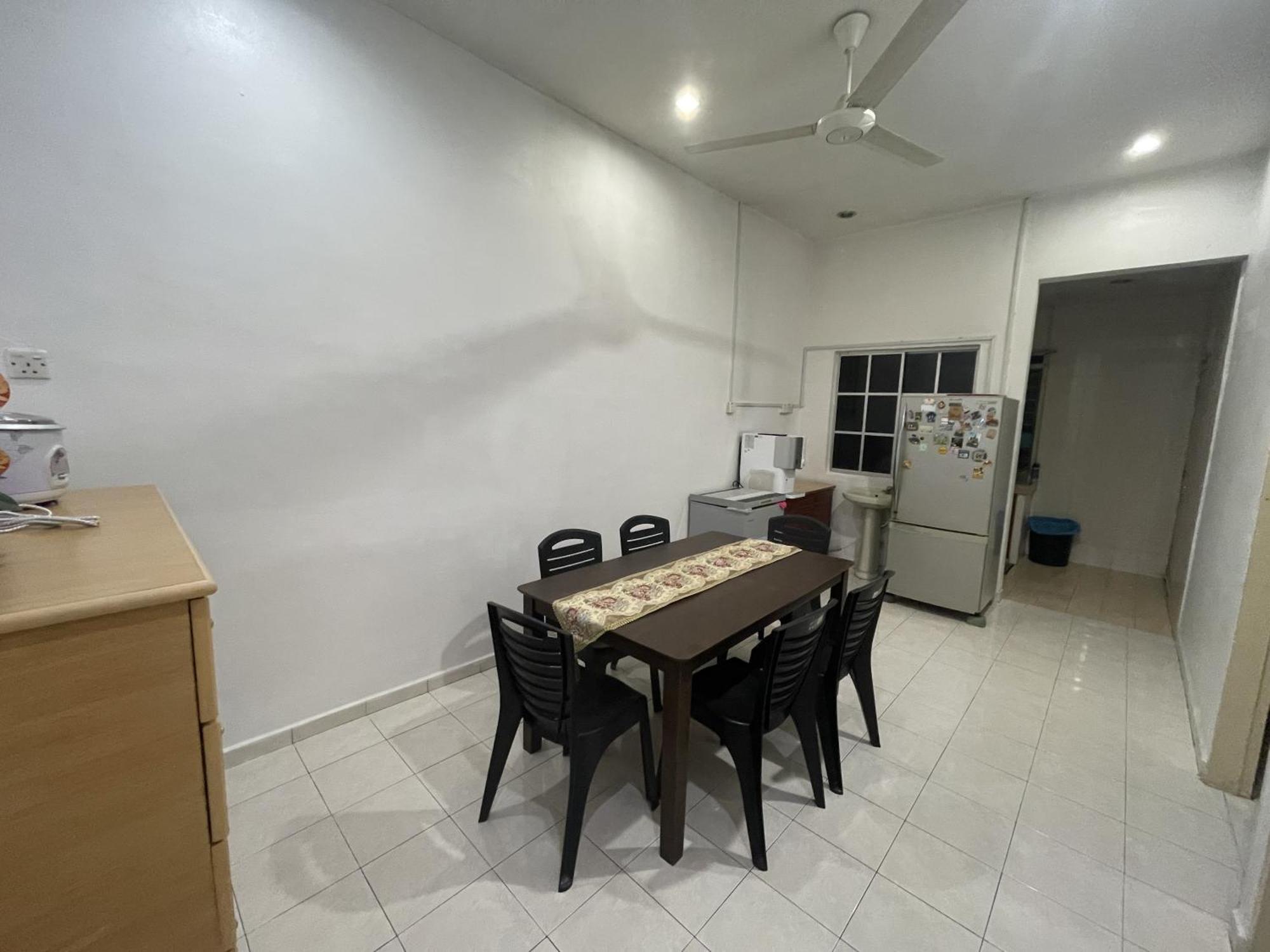 Homestay Bidor Dmaju Bidur Exterior photo